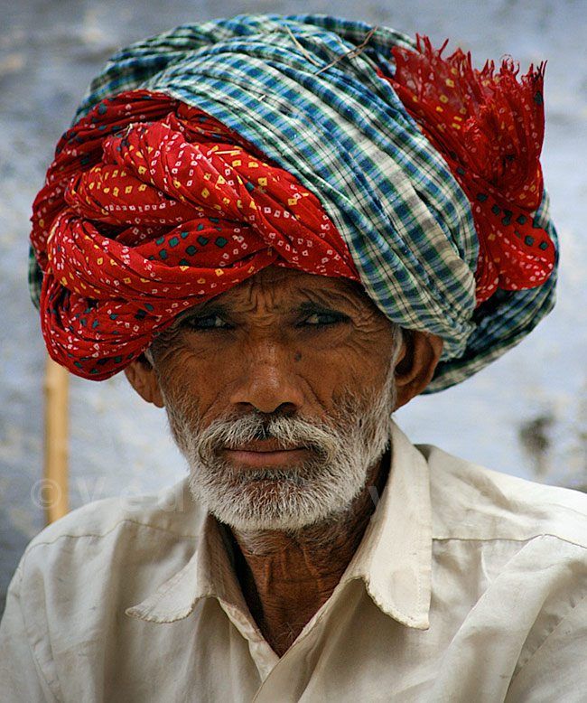 How to wrap a traditional Rajasthani turban