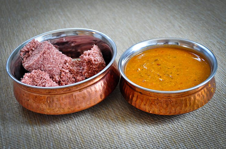Steamed puttu with some curry