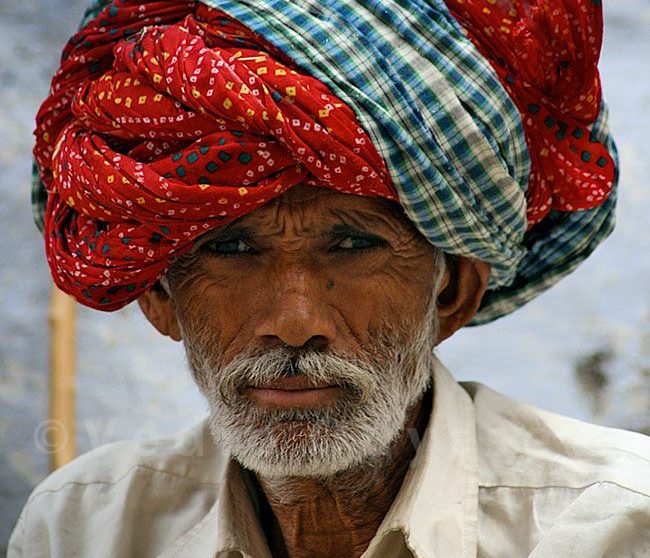 How to wrap a traditional Rajasthani turban