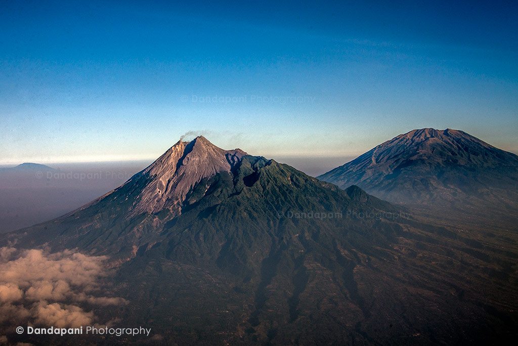 aerial-photography-volcano-indonesia-dandapani