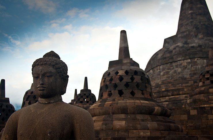 borobudur-temple-indonesia-central Java