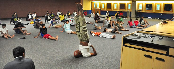 Dandapani teaching hatha yoga