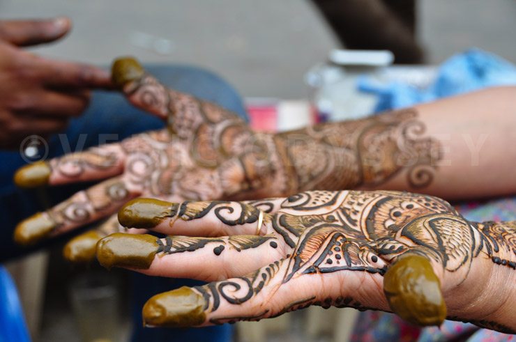 henna_artists_in_new-delhi_india