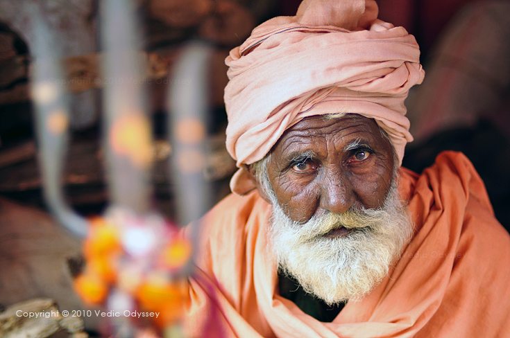One of the many sadhus that have come for this auspicious bathing festival.