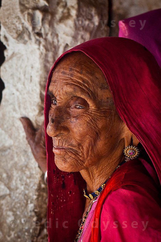 old-rajasthan-woman