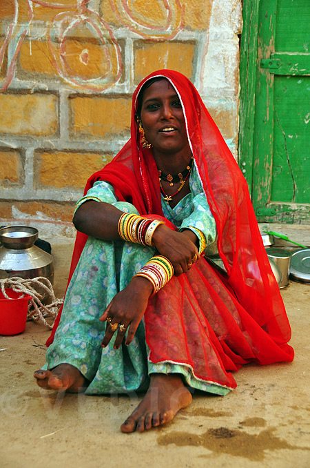 rajasthani-girl-jaisalmer