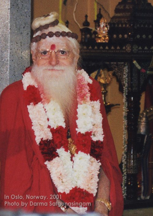 Sivaya Subramuniyaswami, Gurudeva, guru of Dandapani